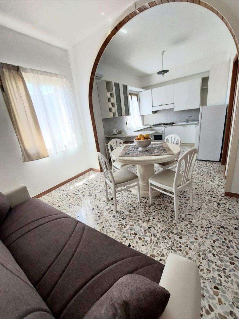 A Casa Dei Nonni Appartement Giardini-Naxos Buitenkant foto