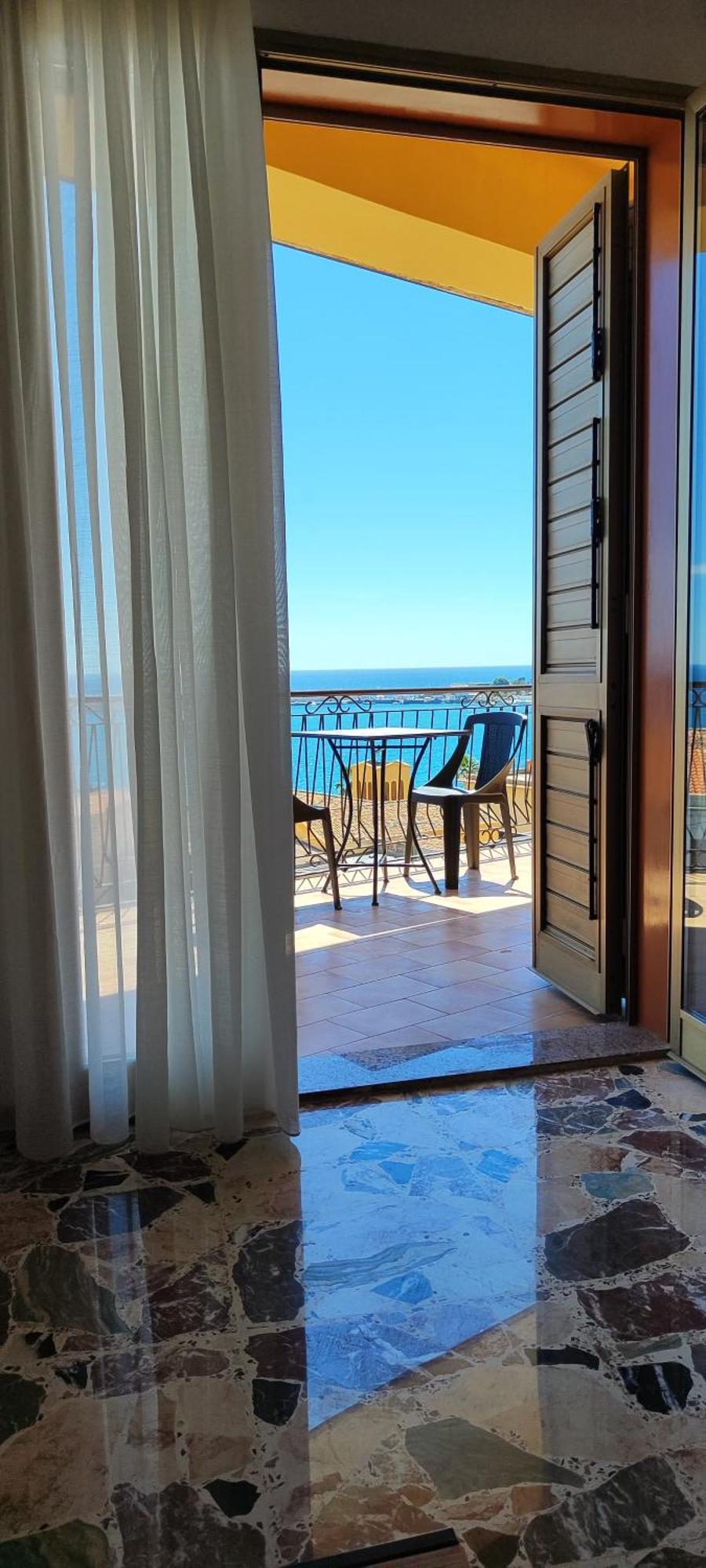 A Casa Dei Nonni Appartement Giardini-Naxos Kamer foto